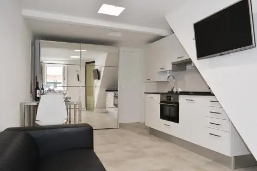 Luxury rooms in Central Lisbon next station