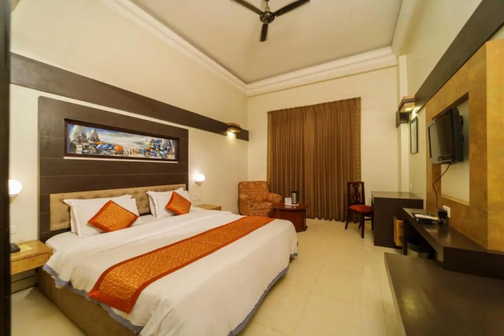 Hotel H R Palace