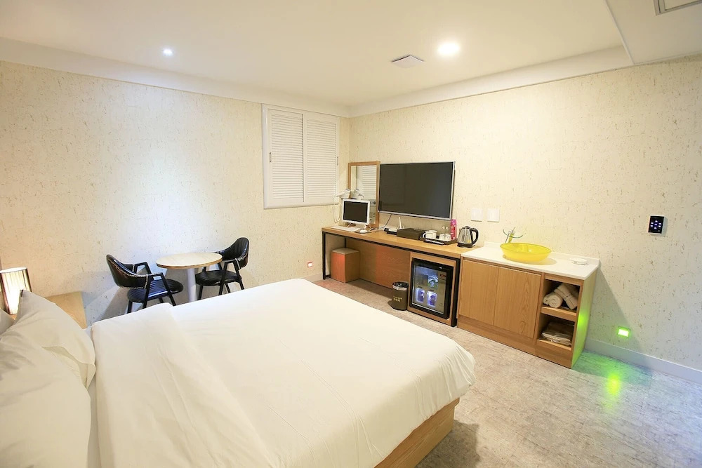 Gimpo Bellucci Motel(김포 벨루치 드라이브인 무인텔)