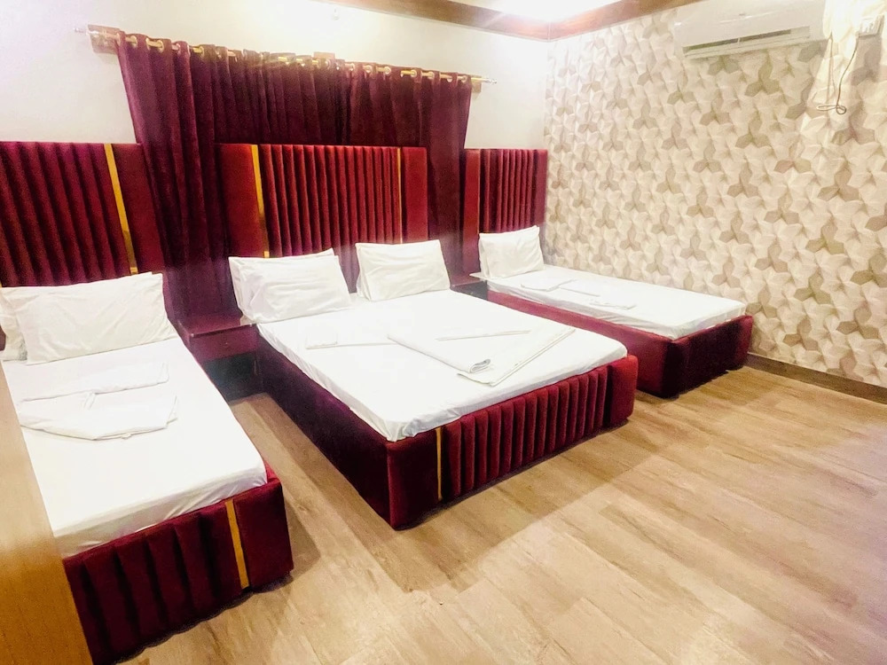Rehaish Inn