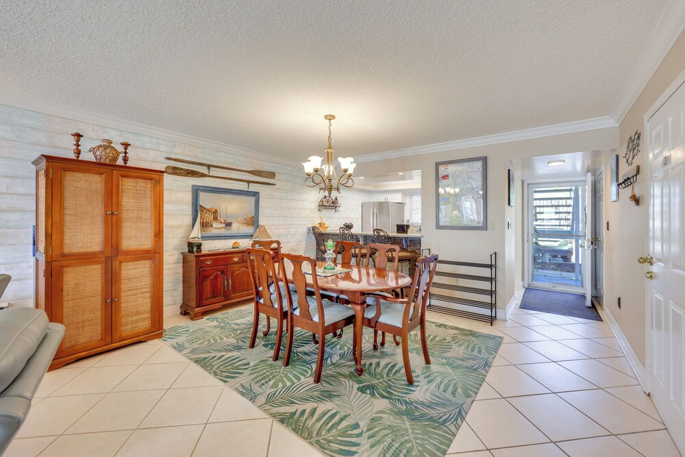 Boat, Fish & Swim: Condo on St Johns River!