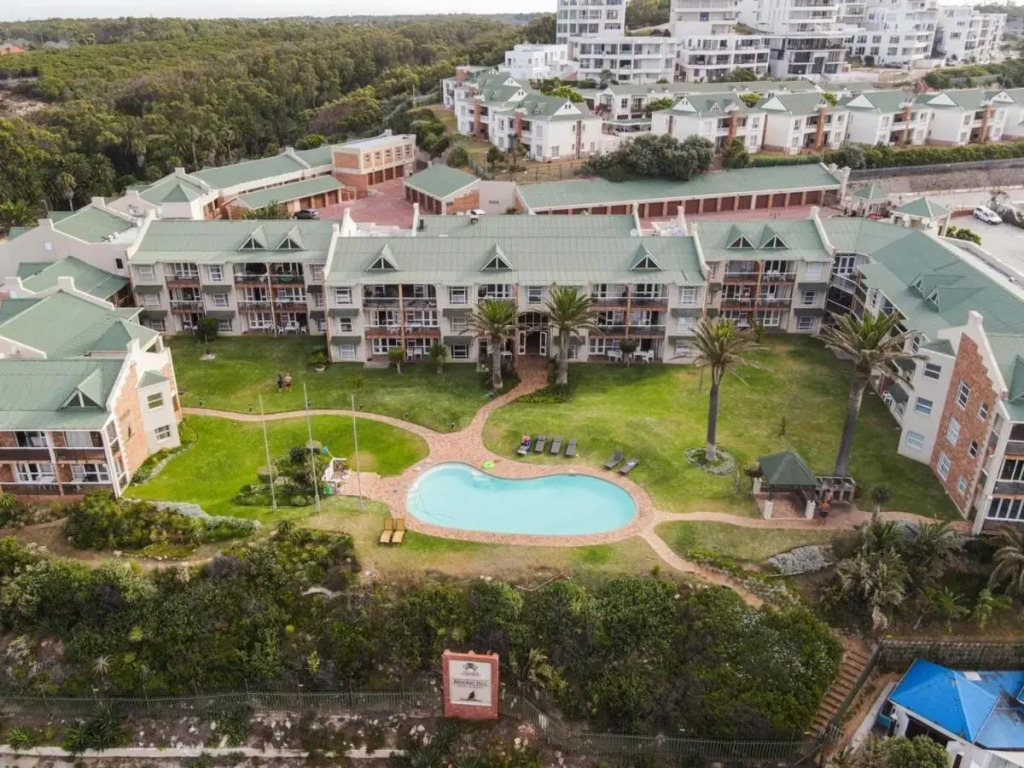 @35 Brookes Suites seaside escape