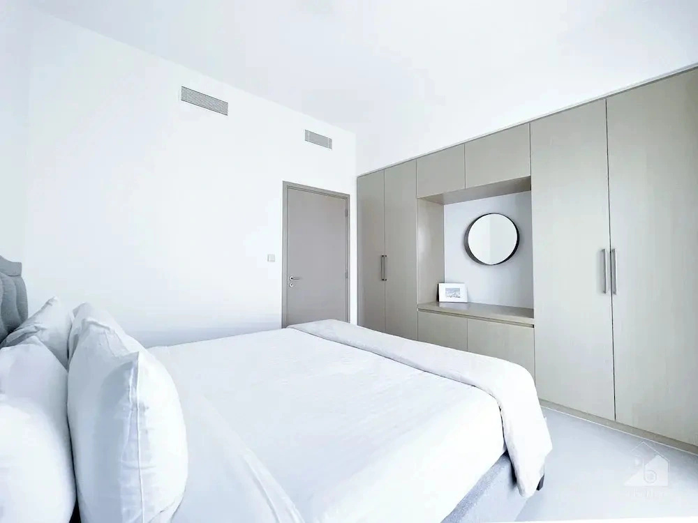 Luxury Burj Royale Modern Apt city view Balcony