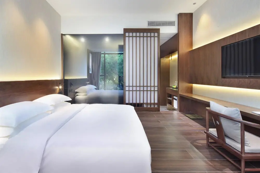 Riverside Wing Hotel Guilin