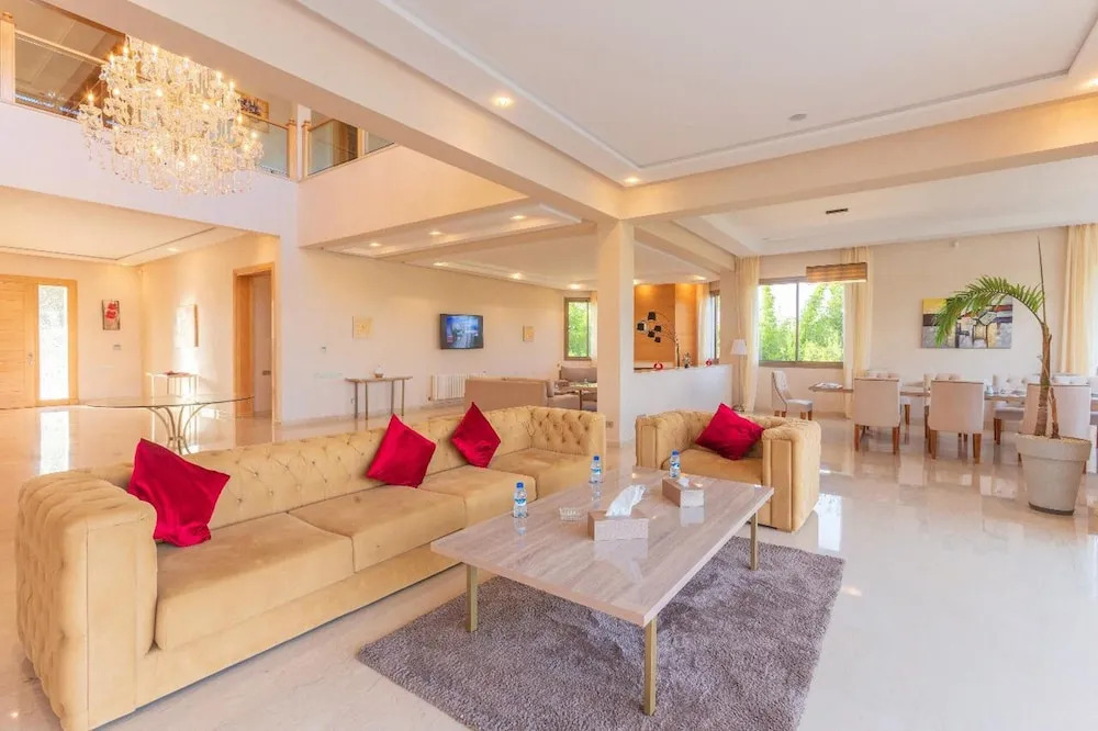Villa With 7 Bedrooms in Marrakech, With Wonderful Mountain View, Priv