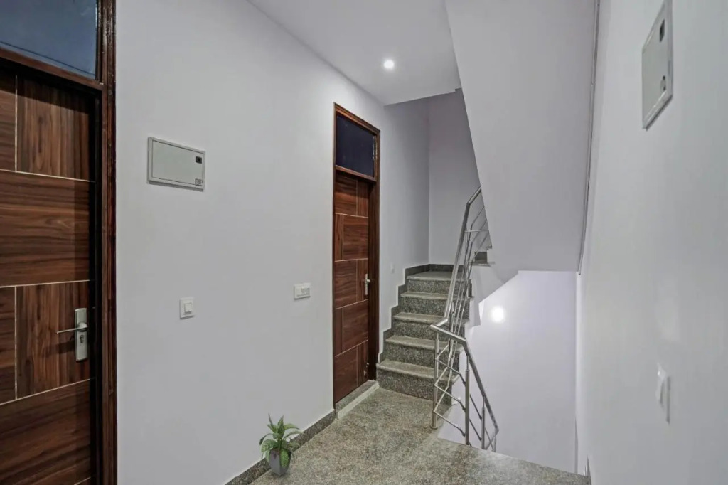 Flagship 701023 Raj Residency
