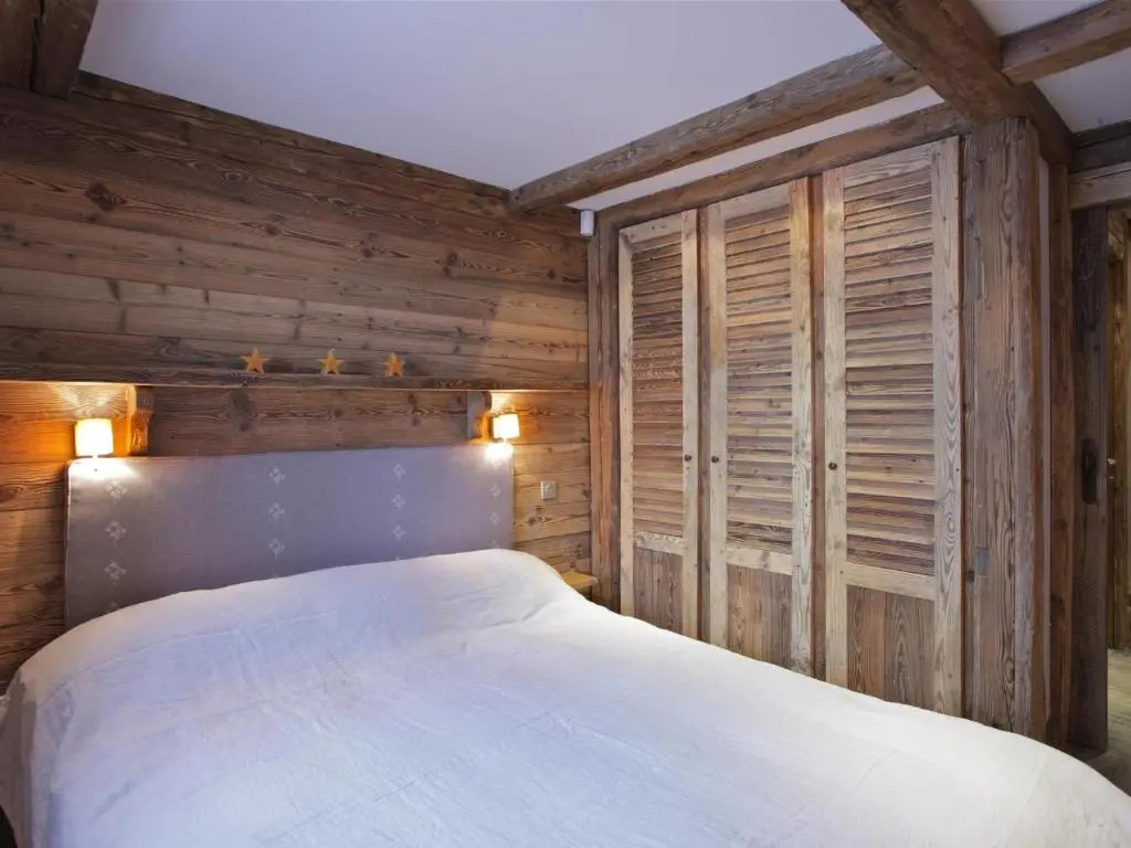 Chalet convivial proche des pistes avec parking - FR-1-564-25