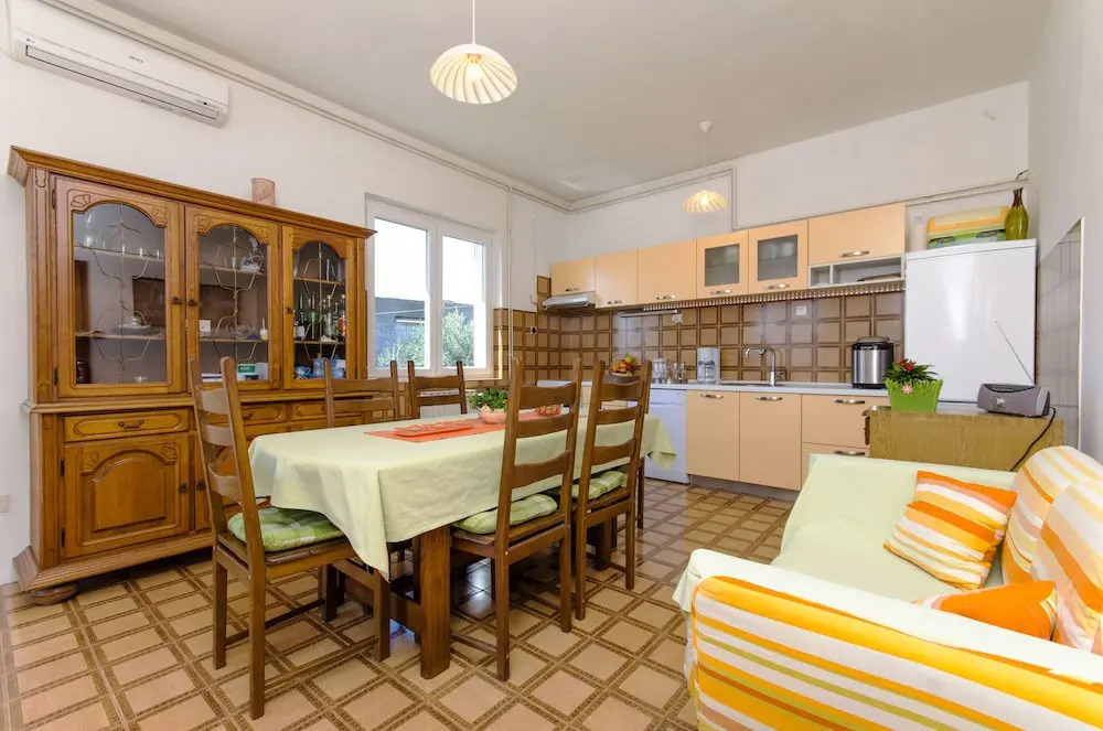 Apartment Melina
