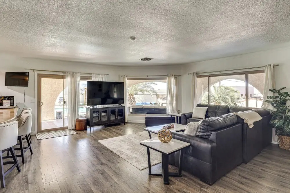 Lake Havasu Home w/ Pool: 2 Mi to Boat Launch