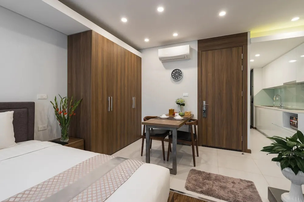Narcissus Hotel & Apartment