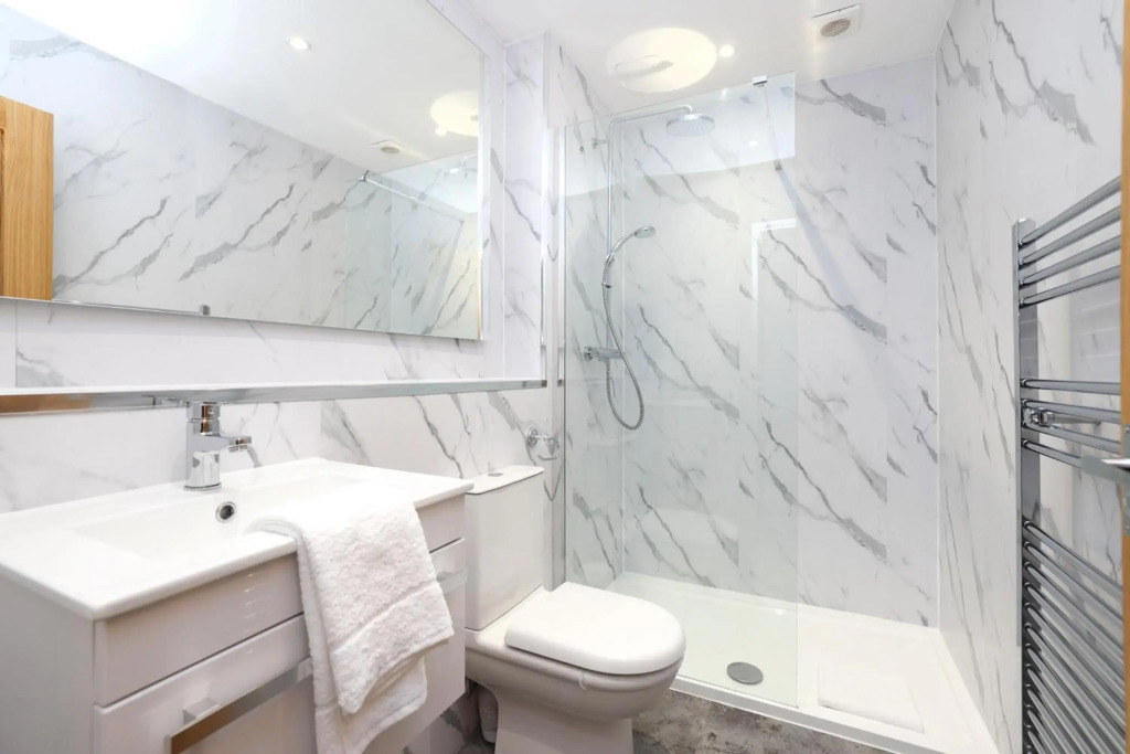 Stunning 2 Bed Apt Nr The Royal Mile & The Castle