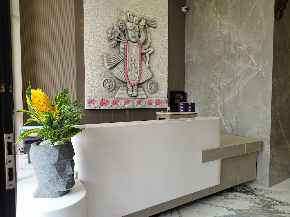Hotel Raas Vrindavan