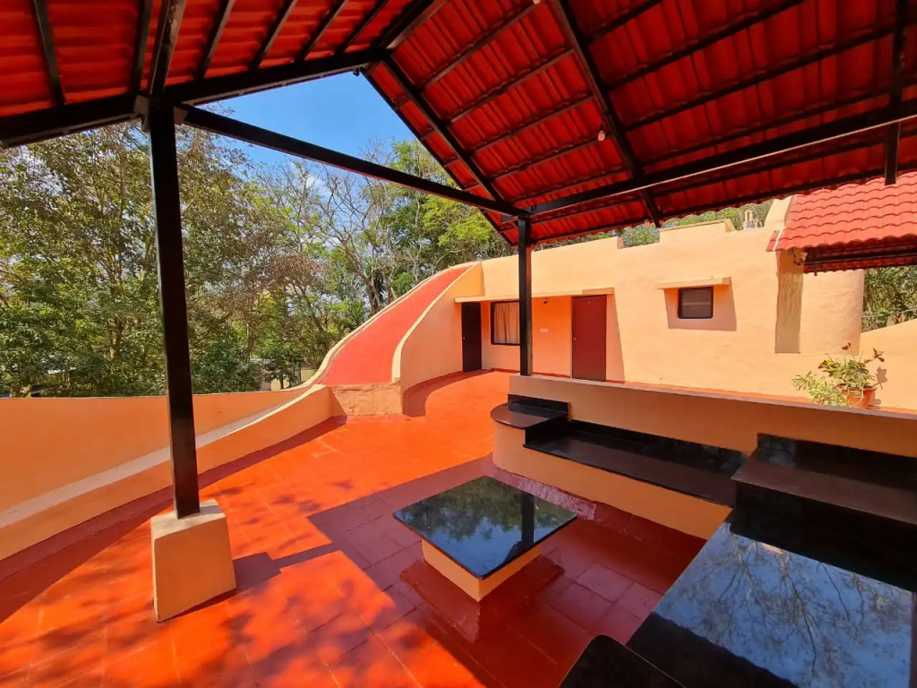 Country Club Wildlife Resort
