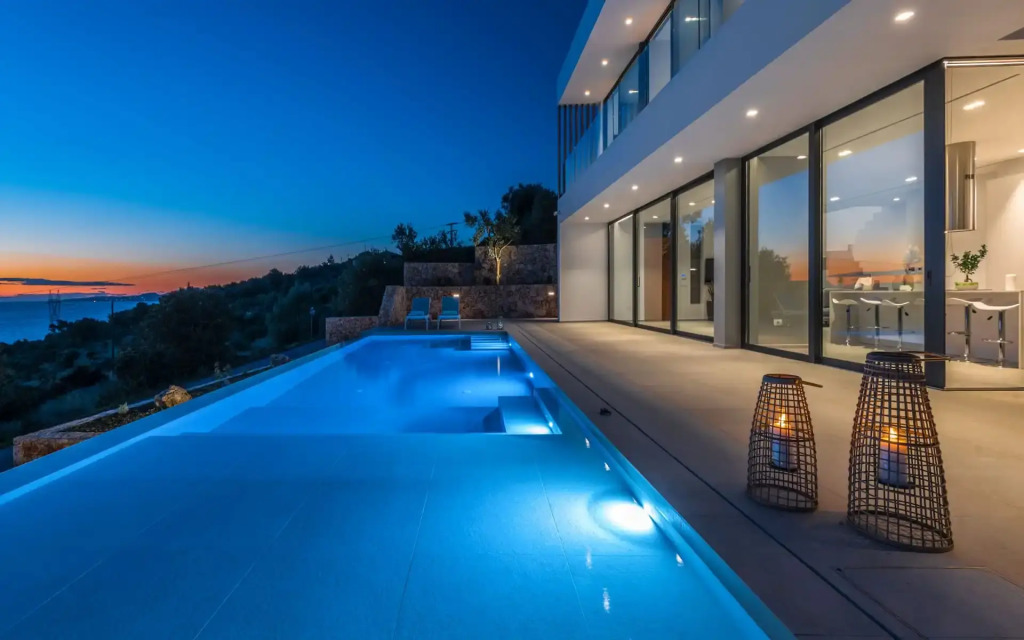 The Sall Villa - Private pool and Breathtaking Views, by ZanteWize