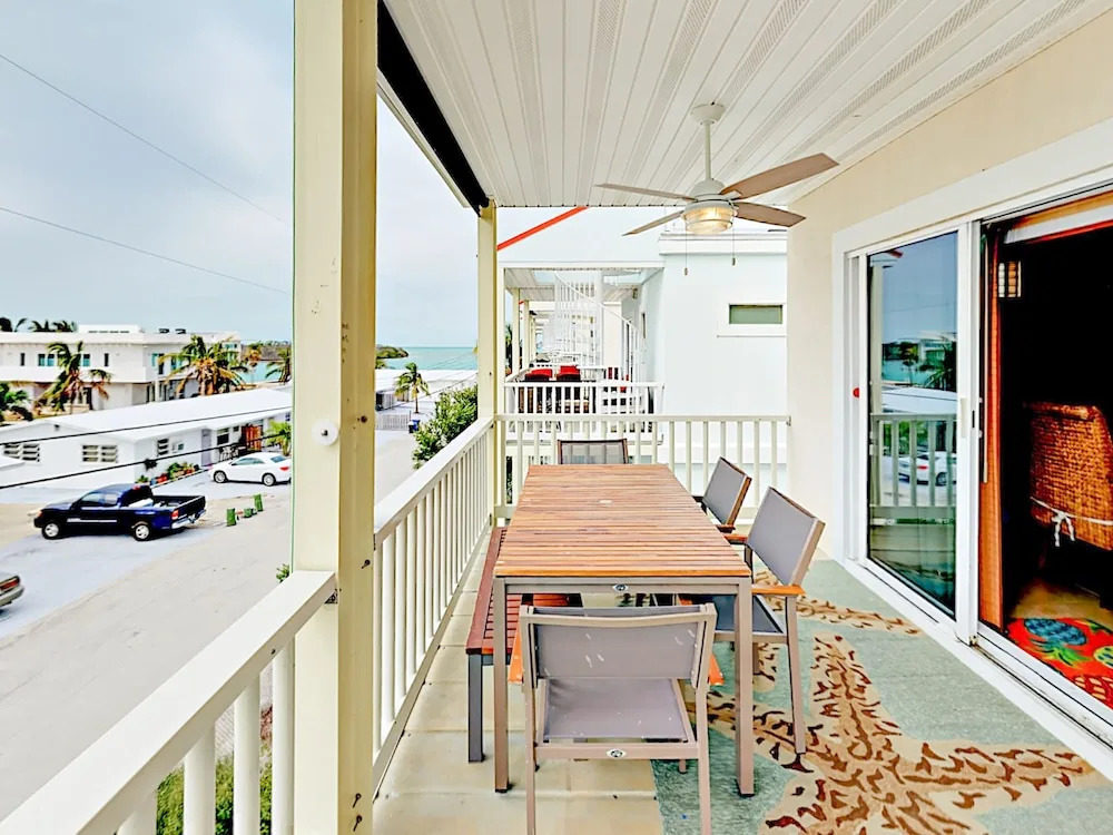 12400 Overseas Hwy Villa #7 3 Bedrooms 3 Bathrooms Villa