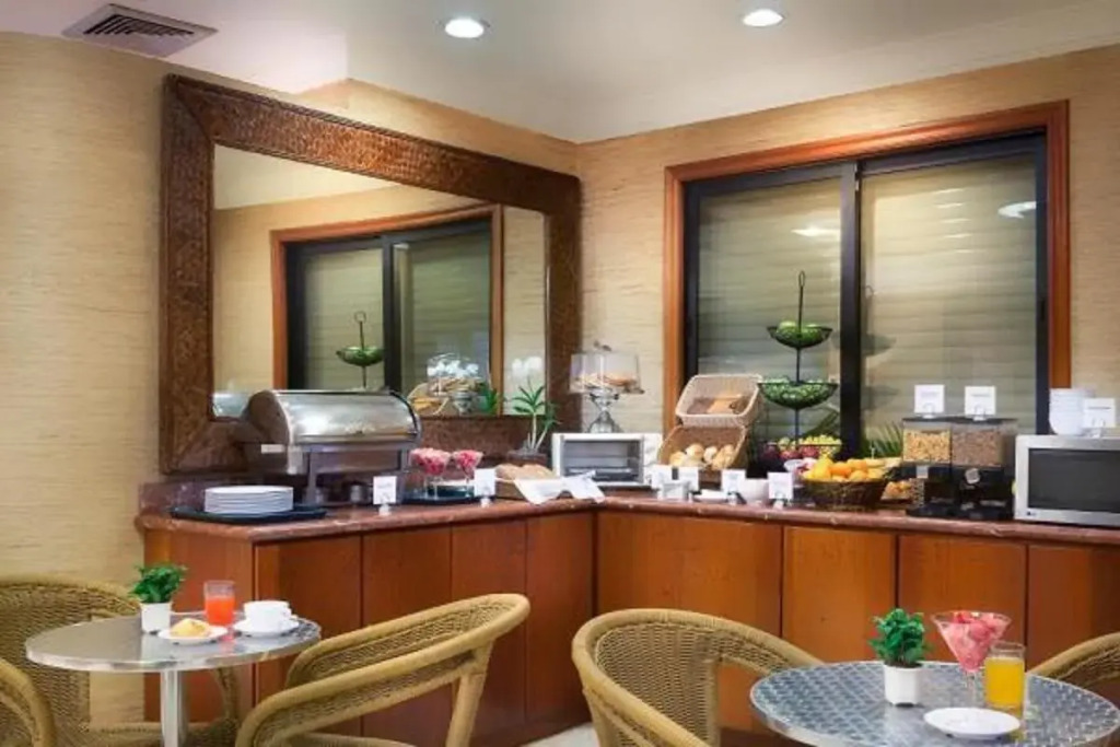 Plaza Florida Suites