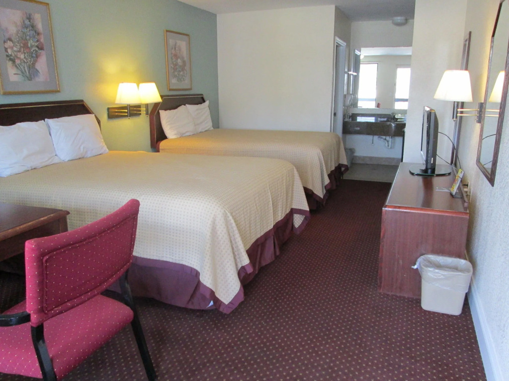 Regency Inn Near Boardwalk & Hurlburt Field