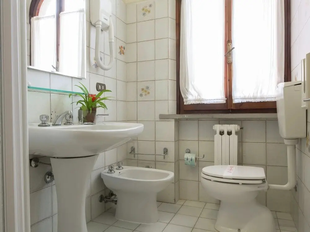 Beautiful Farmhouse in San Vivaldo with Swimming Pool