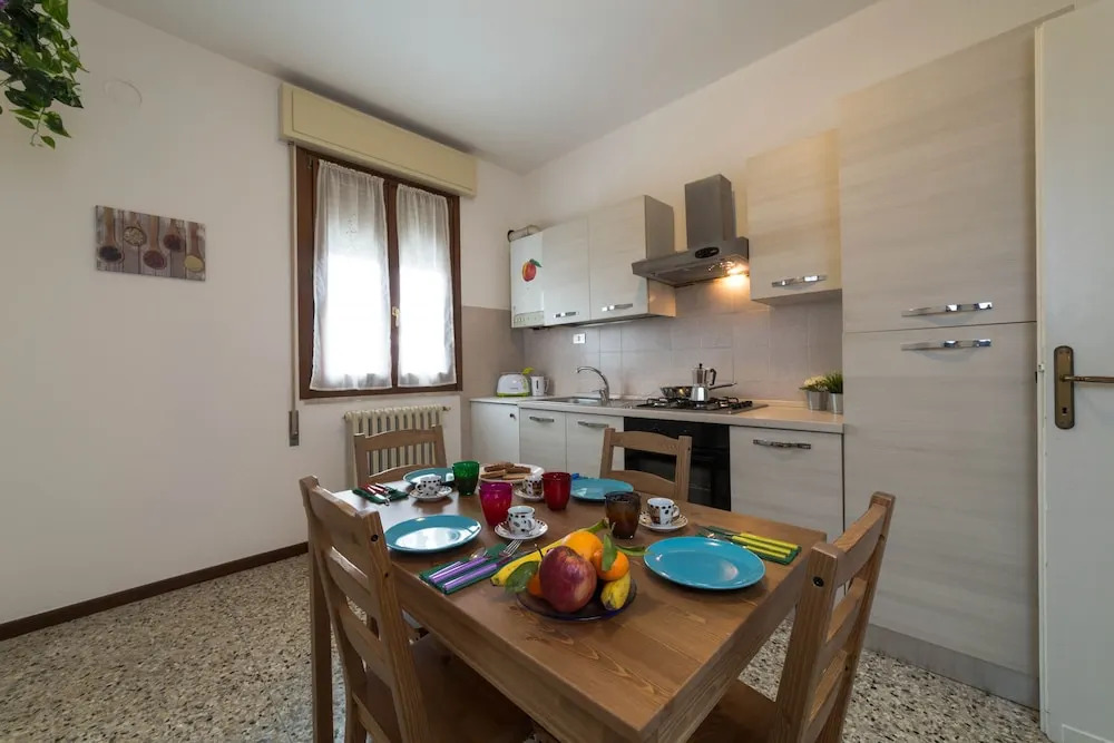 Isa Apartment 2