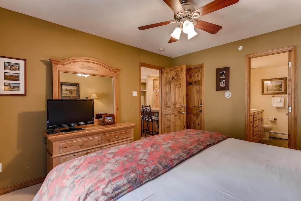 Westwind 202 2BD 2BA Plat. Condo