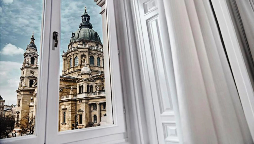 Andrassy Thai Hotel