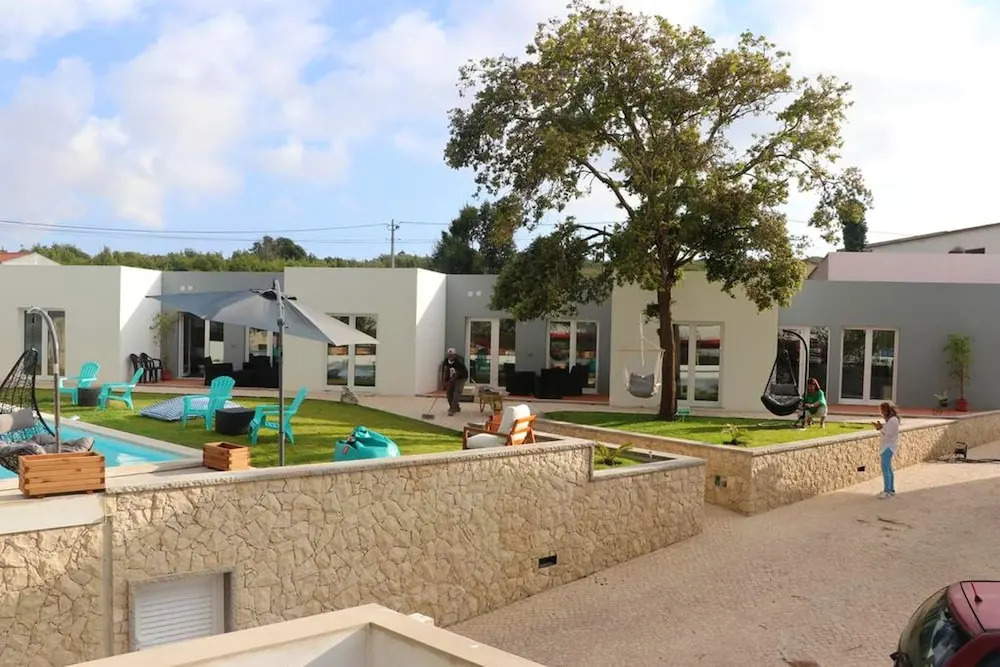 Studio in Atalaia, With Shared Pool, Enclosed Garden and Wifi Near the Beach