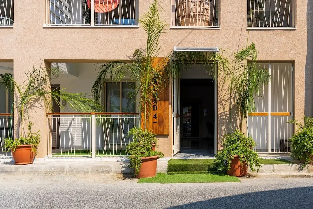 Marble - Studio & Balcony in Larnaca
