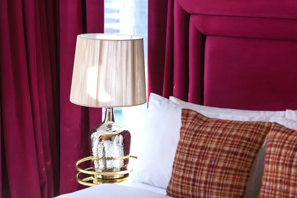 Luxury Staycation - Continental Tower