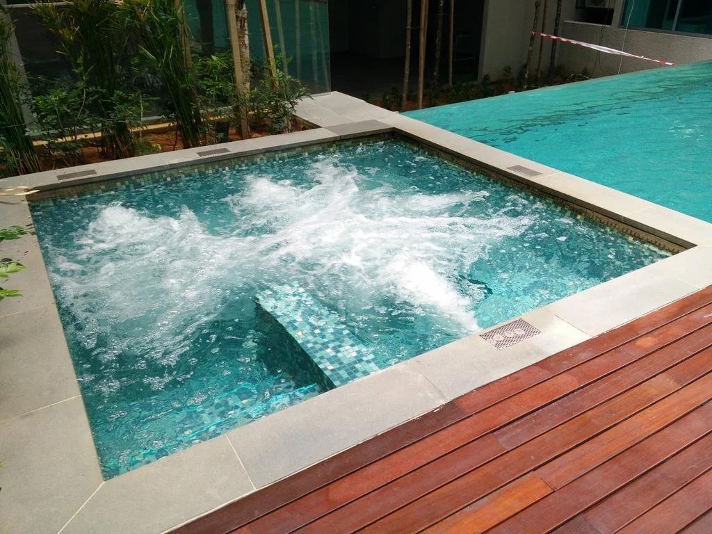 Mercu Summer Suites KLCC by Veedu Hauz