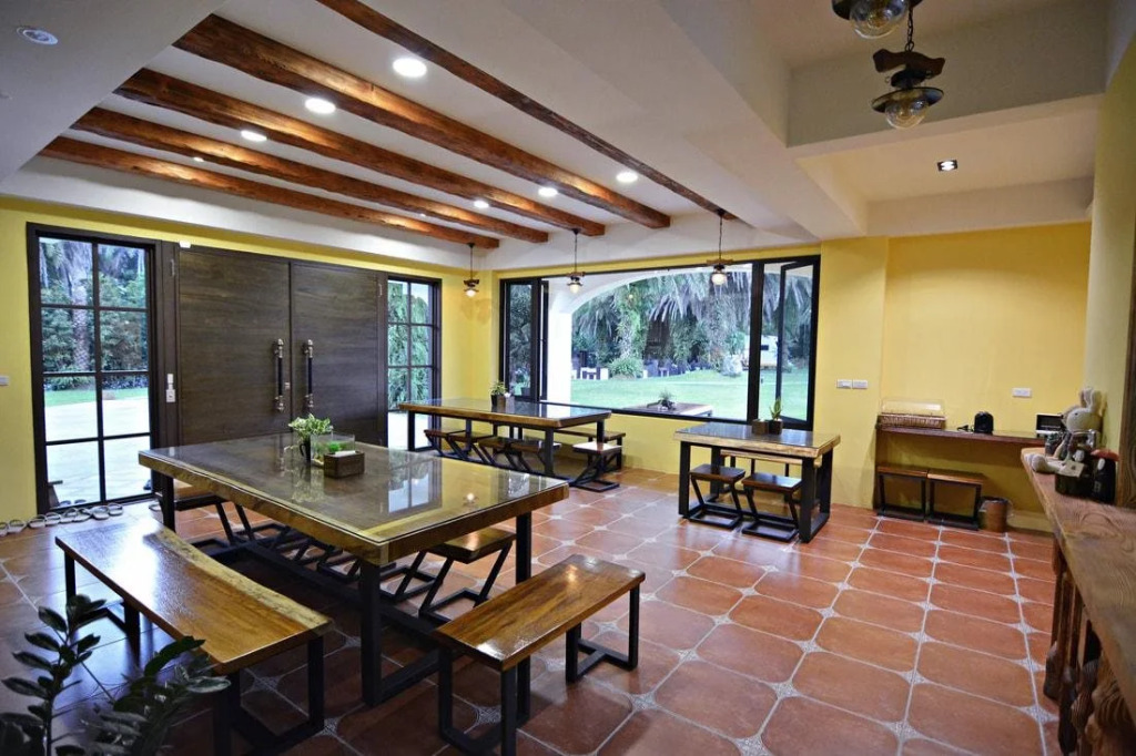 Greenfield Villa
