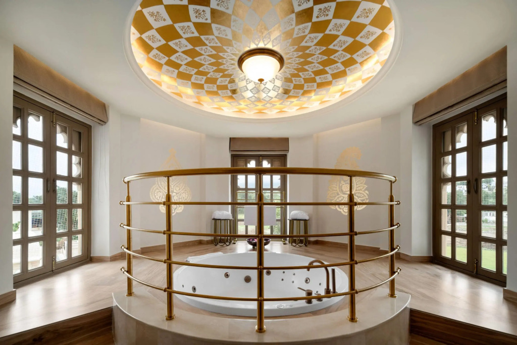 Wyndham Grand Udaipur Palace Pure Vegetarian Hotel