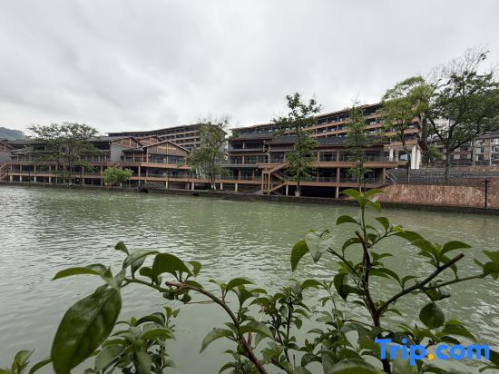 Guipu River View Homestay