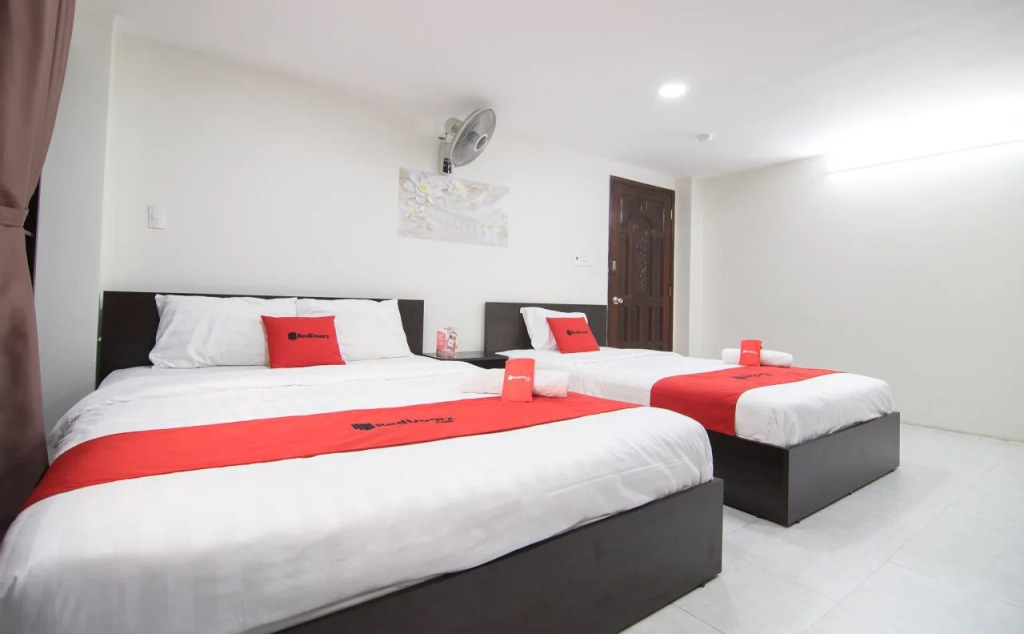 Ngoc Trinh Hotel by RedDoorz