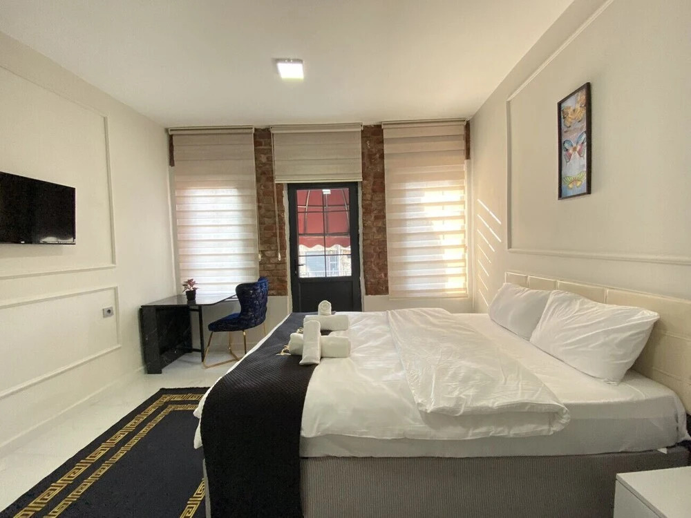 P2409 in Stanbul With 1 Bedrooms and 1 Bathrooms