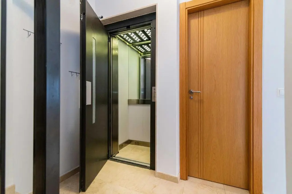 Torreblanca 4BDR Townhouse with Stunning Views