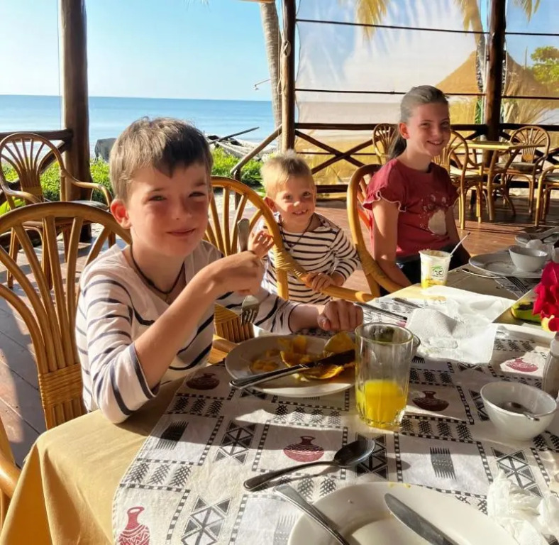 Barry's Beach Resort