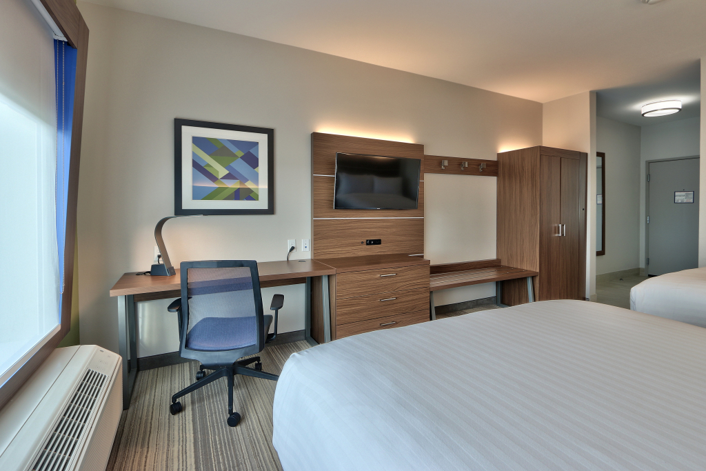 Holiday Inn Express & Suites Houston East - Beltway 8 by IHG