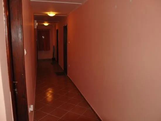 Sobe Tron Palić
