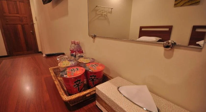 Pathi Hotel