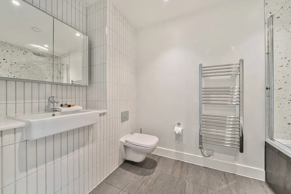 Roomspace Serviced Apartments -Oasis Way