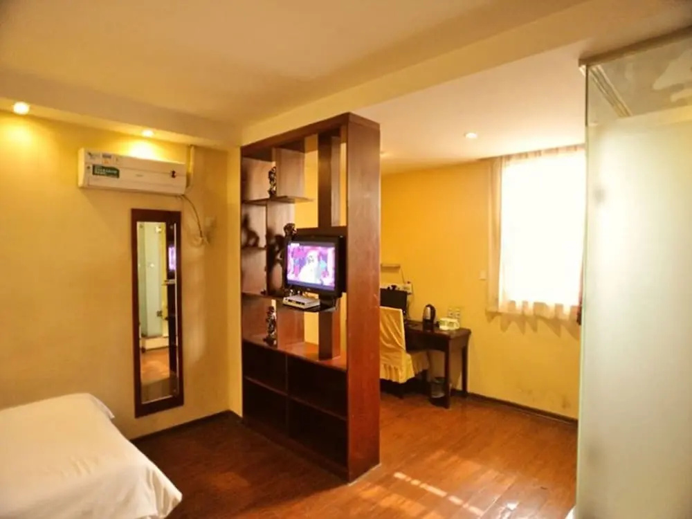 GreenTree Inn  Zhenjiang Dashikou Express Hotel