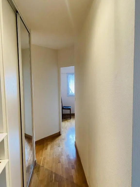 LES DRUIDES, bel appartement avec wifi, plage a 400m