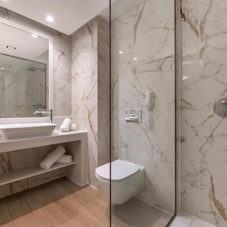 Acandia Hotel