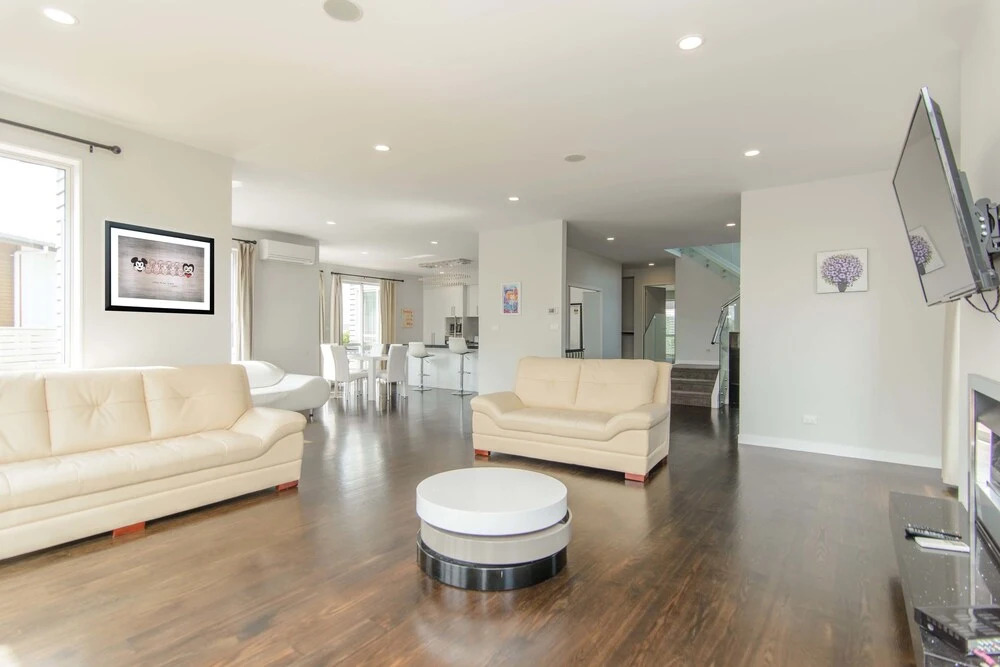 Modern Luxury Home in Long Bay