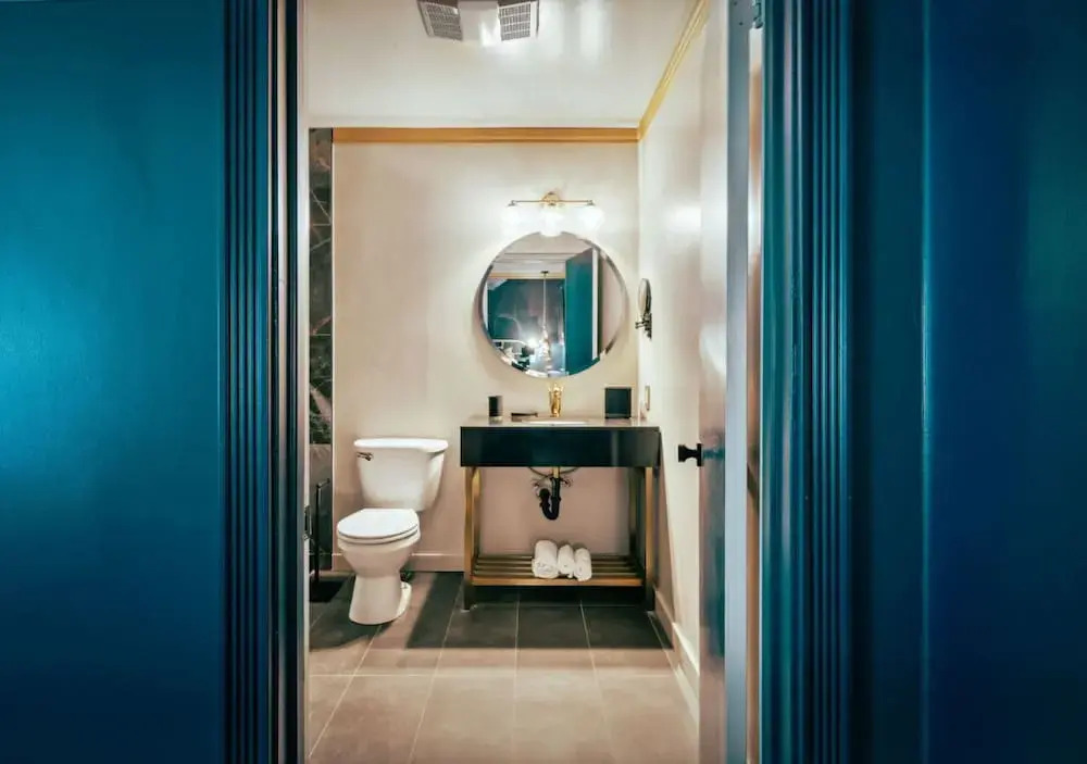 The Fainting Couch Boutique Hotel