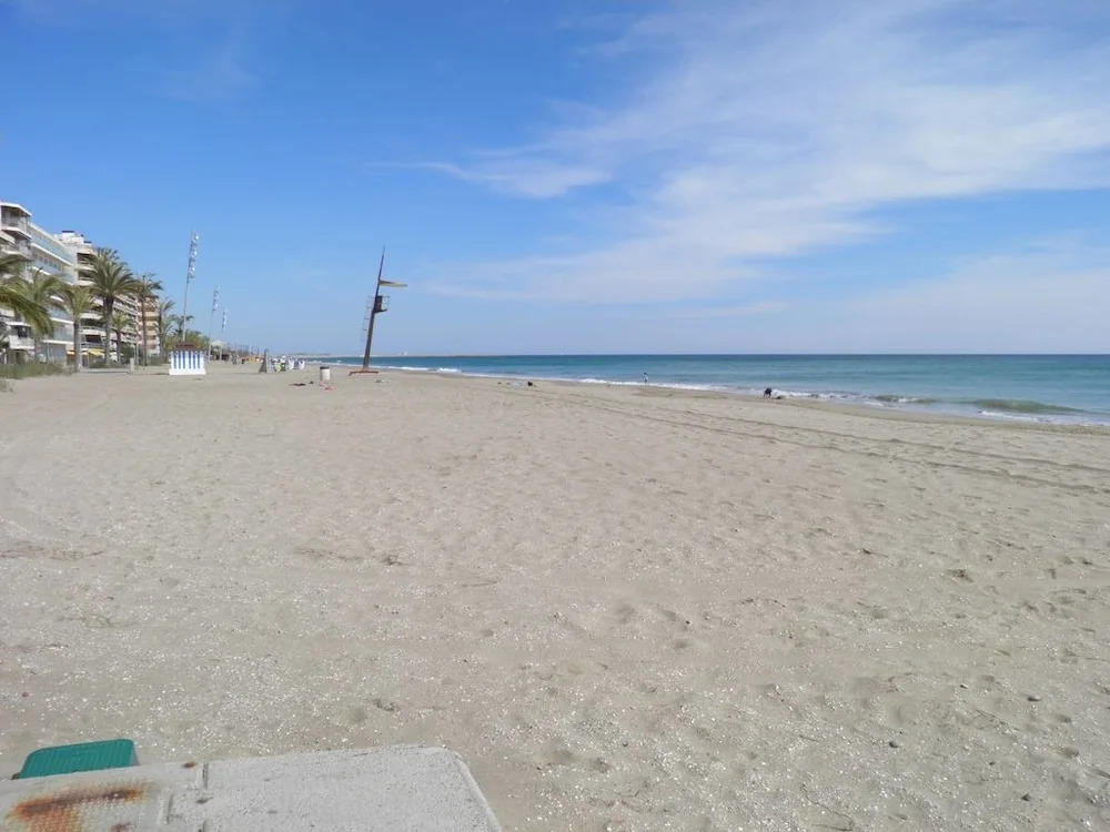 SEA Front Mediterranea Apartment