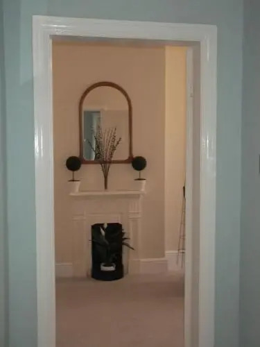 16B Sandy Lane