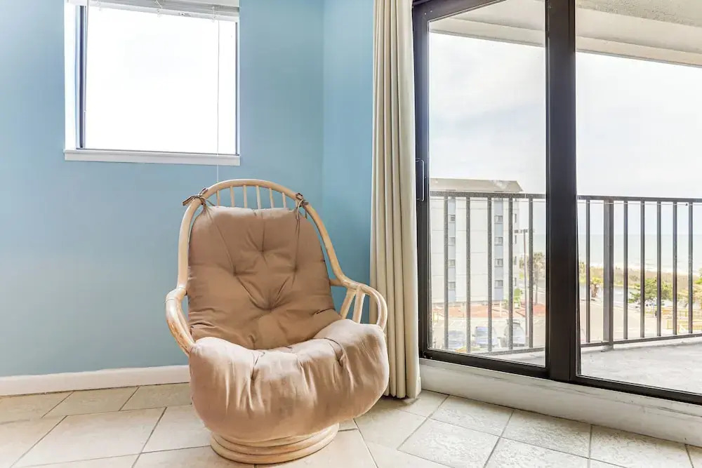 Beachfront Condo w/ Pool at Myrtle Beach Resort!