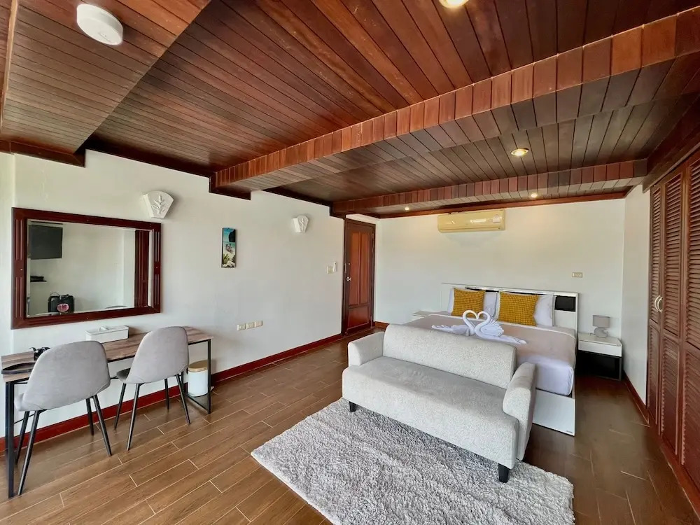 Panorama Ocean Villas, Kamala