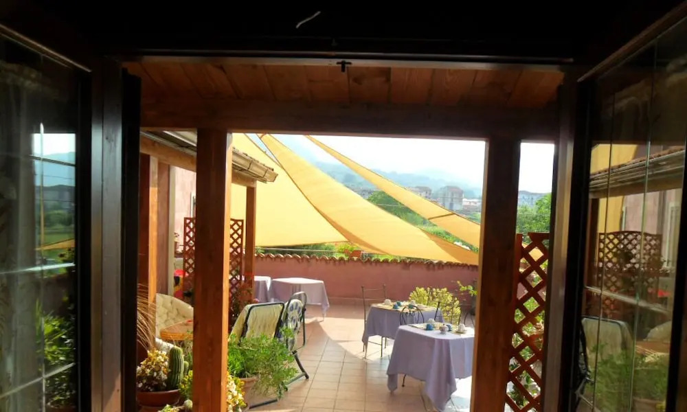 B&B Home Holiday Villa delle Acacie agriturismo